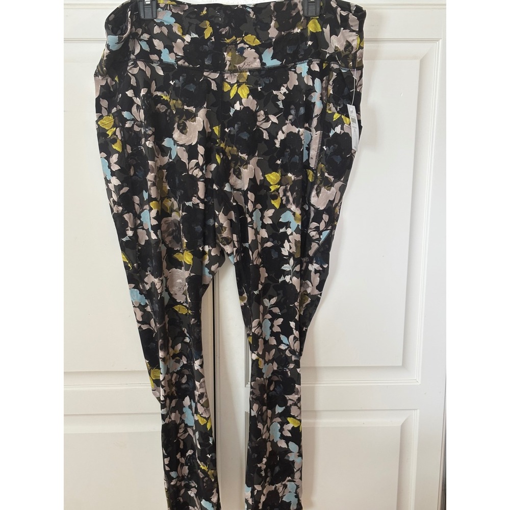 J. Jill Fit Performance Leggings 2X Floral Print Pockets Cropped Black Multi